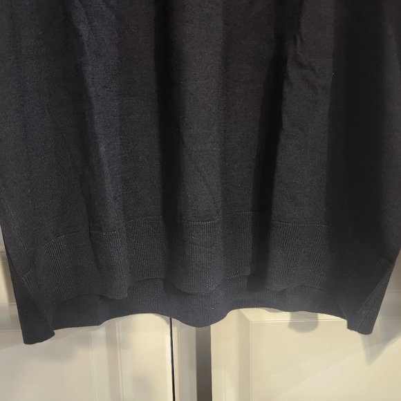 Armani Collezioni Pure Virgin Lana Wool V-Neck Jumper - Picture 4 of 10